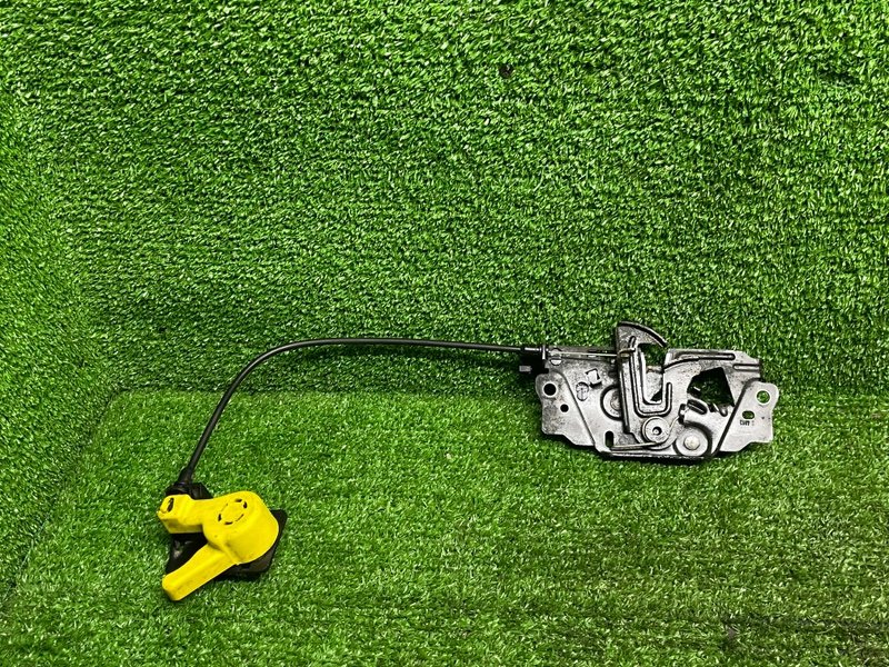 Замок капота, 1100 рублей, Москва