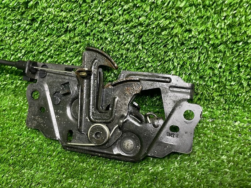 Замок капота, 1100 рублей, Москва