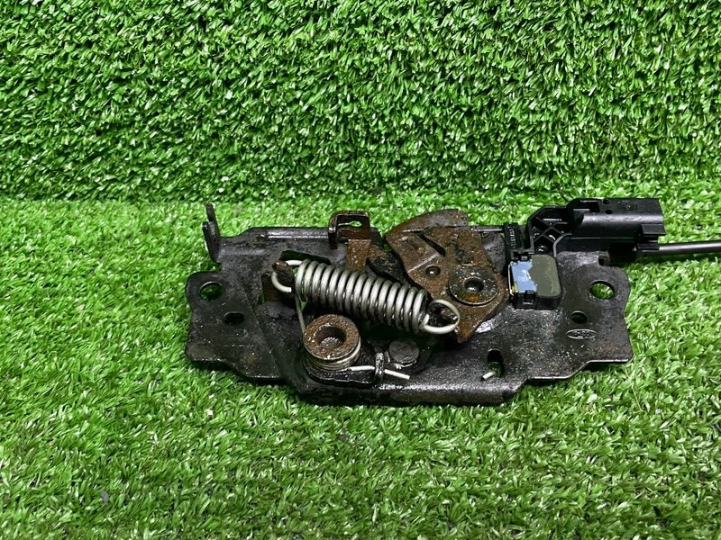 Замок капота, 1100 рублей, Москва