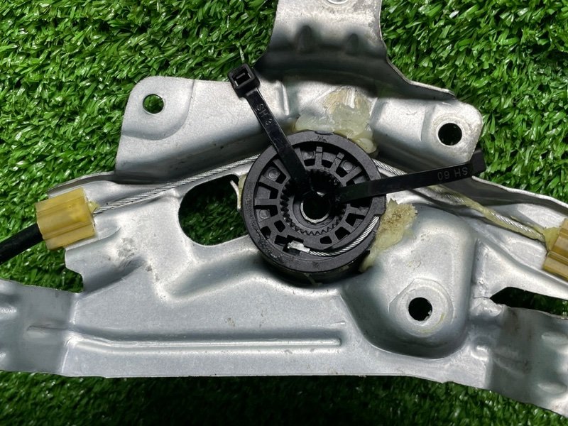 Стеклоподъемник задний, 1200 рублей, Москва