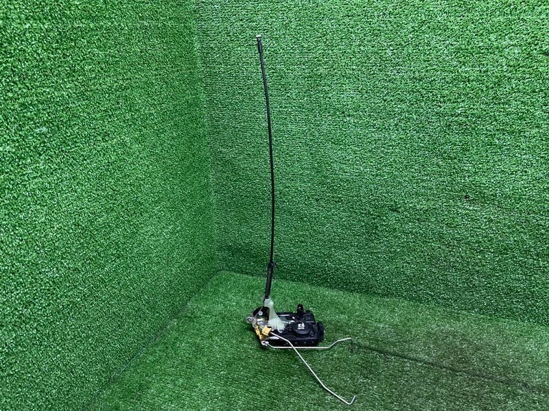 Замок двери передней левой, 3000 рублей, Москва