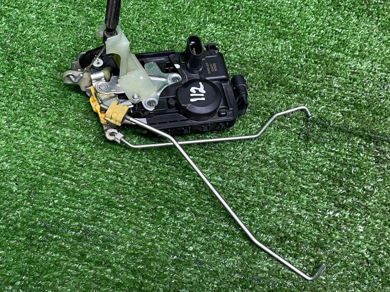 Замок двери передней левой, 3000 рублей, Москва