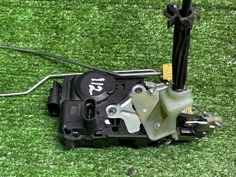 Замок двери передней левой, 3000 рублей, Москва