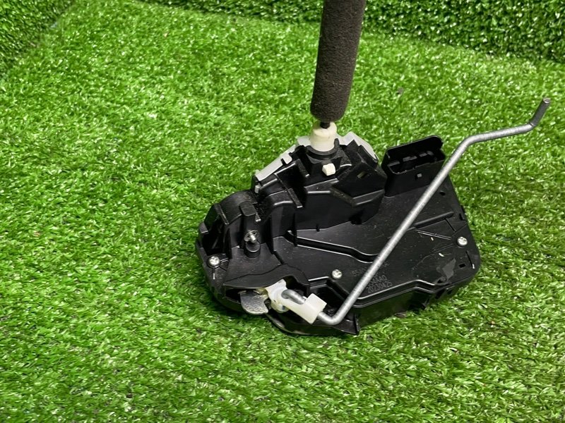 Замок двери задней левой, 2500 рублей, Москва