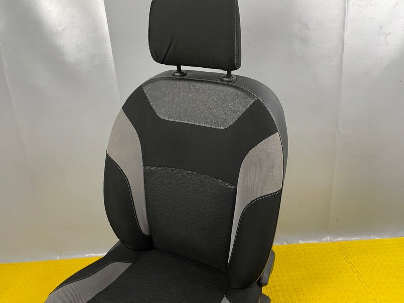 Сиденье переднее правое, 6000 рублей, Москва