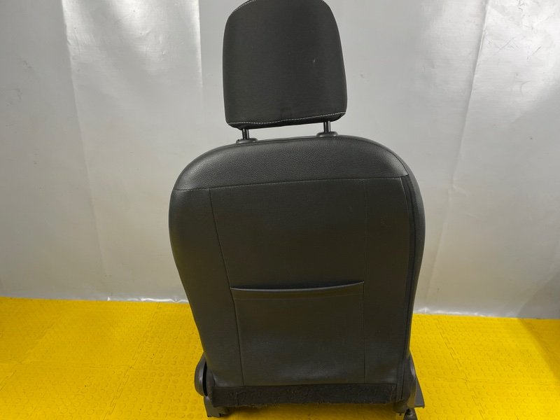 Сиденье переднее правое, 6000 рублей, Москва