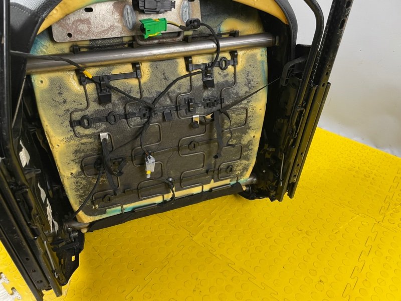 Сиденье переднее правое, 6000 рублей, Москва