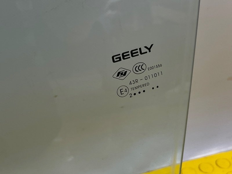 Стекло двери передней левой, 5500 рублей, Москва