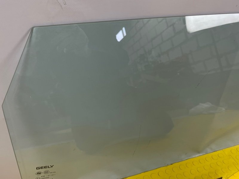 Стекло двери задней правой, 3500 рублей, Москва