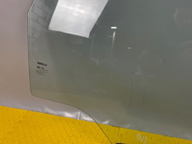 Стекло двери задней правой, 3500 рублей, Москва