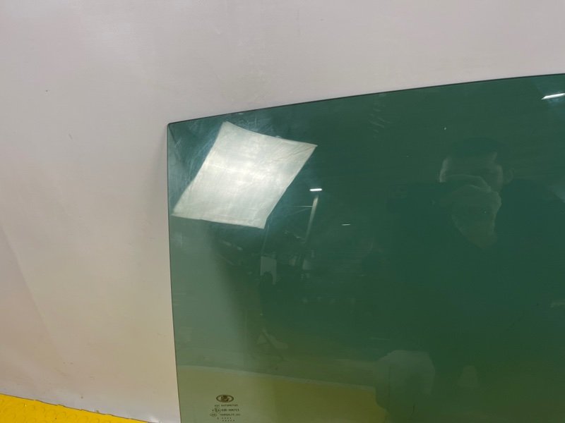 Стекло двери задней левой, 1550 рублей, Москва