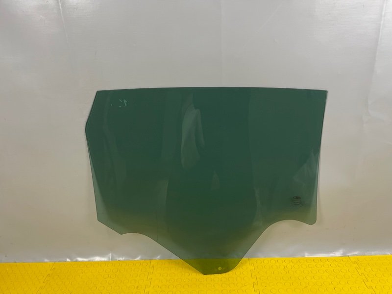 Стекло двери задней левой, 1550 рублей, Москва