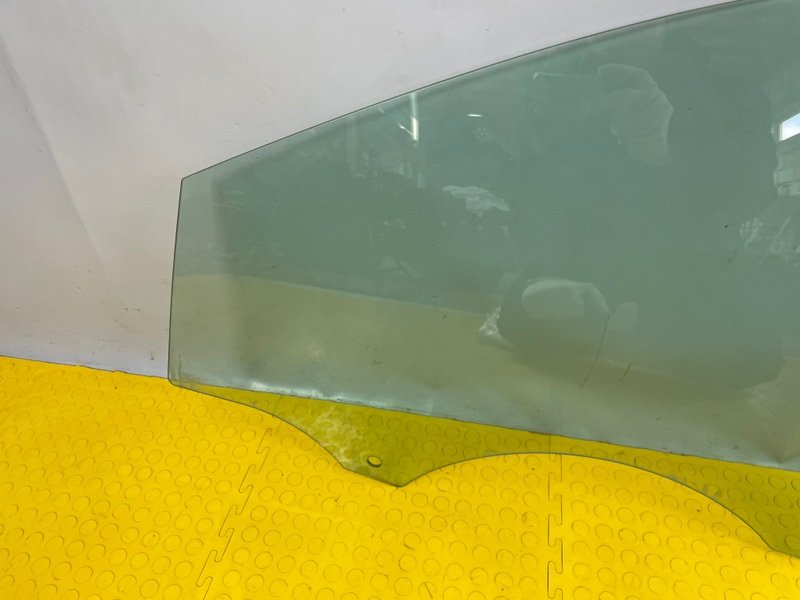 Стекло двери передней левой, 1350 рублей, Москва