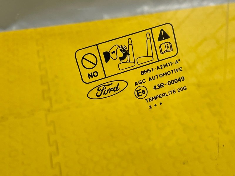 Стекло двери передней левой, 1350 рублей, Москва