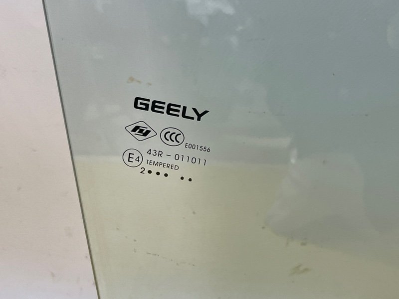 Стекло двери передней правой, 5000 рублей, Москва