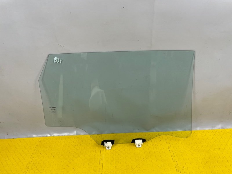 Стекло двери задней левой, 3500 рублей, Москва