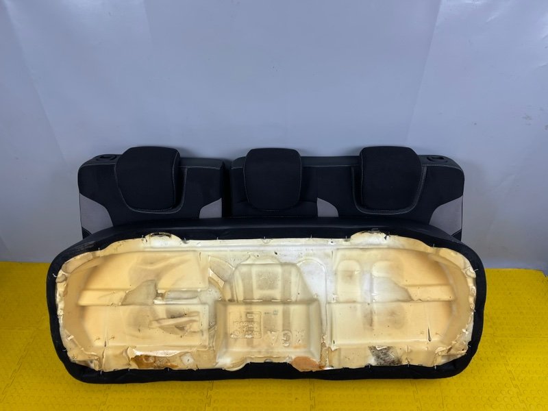 Сиденье заднее, 3000 рублей, Москва