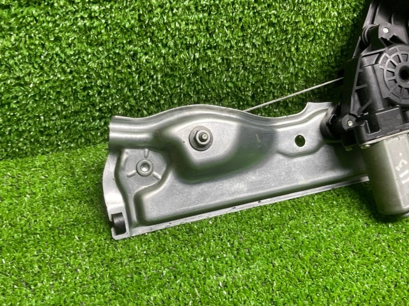 Стеклоподъемник задний, 2000 рублей, Москва