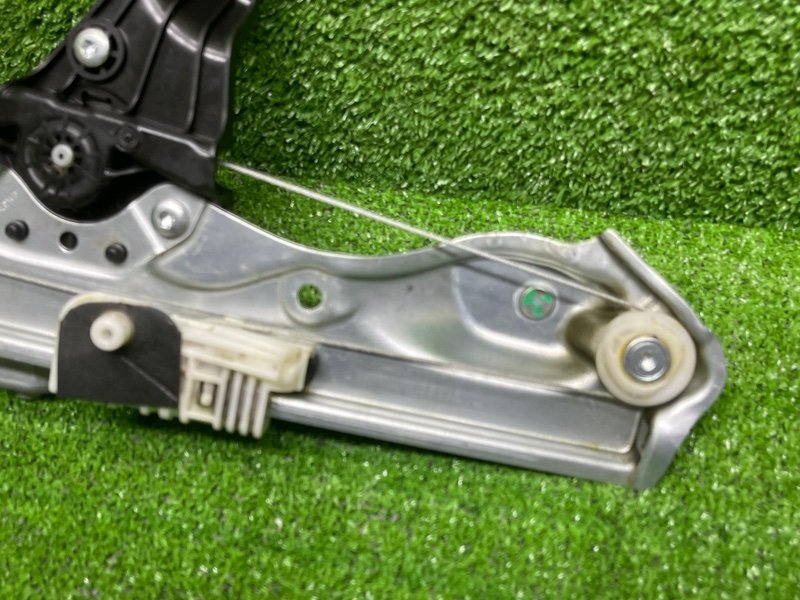 Стеклоподъемник задний, 2000 рублей, Москва