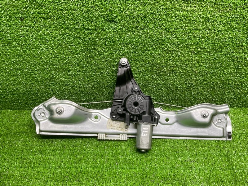 Стеклоподъемник задний, 2000 рублей, Москва