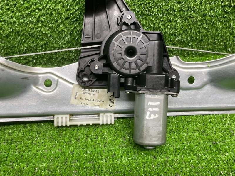 Стеклоподъемник задний, 2000 рублей, Москва