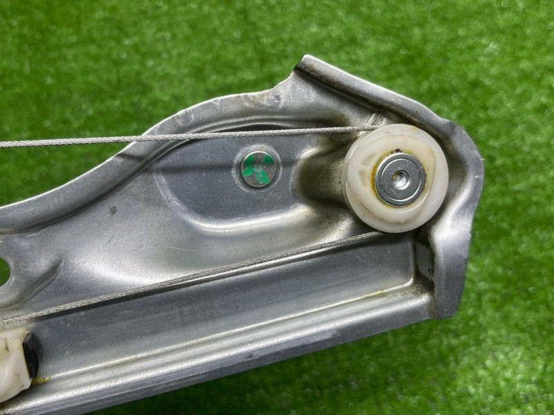 Стеклоподъемник задний, 2000 рублей, Москва