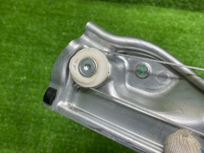 Стеклоподъемник задний, 2000 рублей, Москва