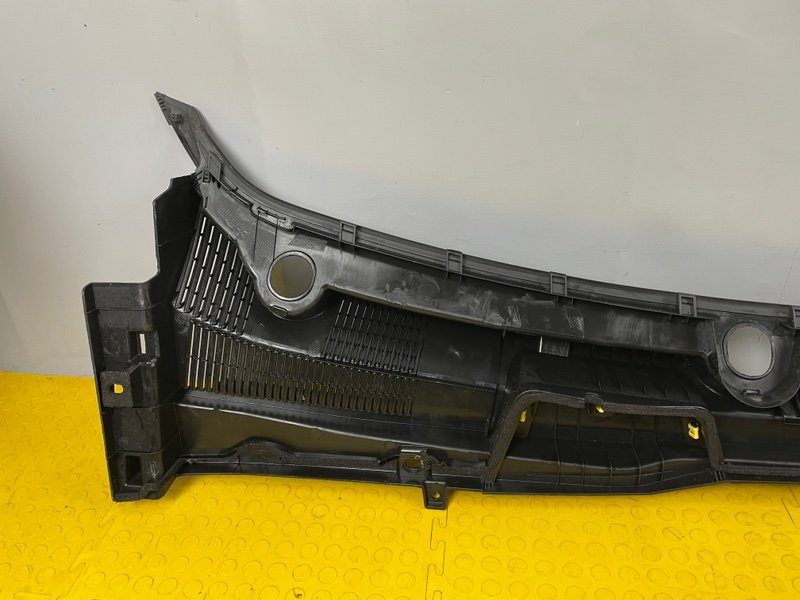 Планка под лобовое стекло, 3500 рублей, Москва