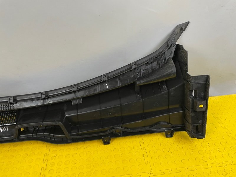 Планка под лобовое стекло, 3500 рублей, Москва