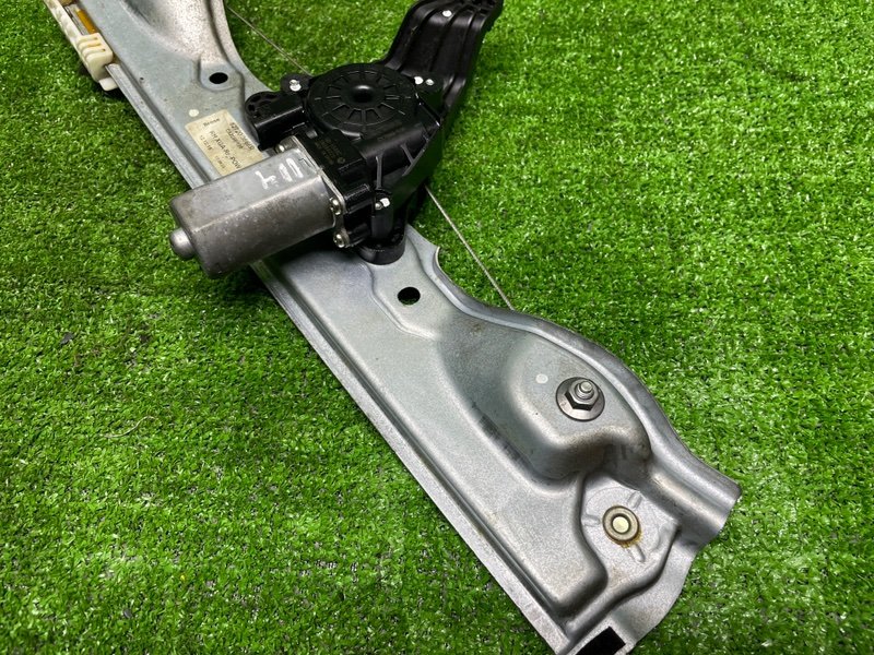 Стеклоподъемник задний, 2000 рублей, Москва