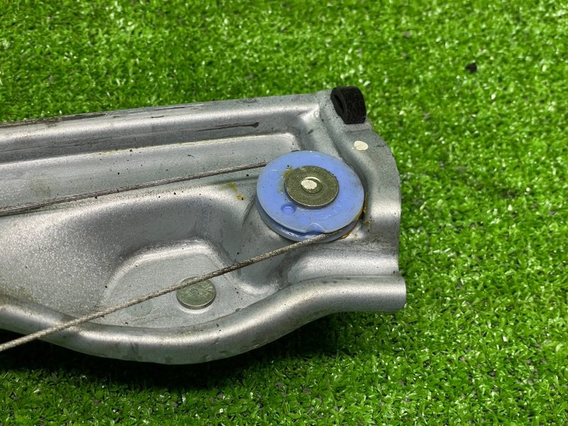 Стеклоподъемник задний, 2000 рублей, Москва