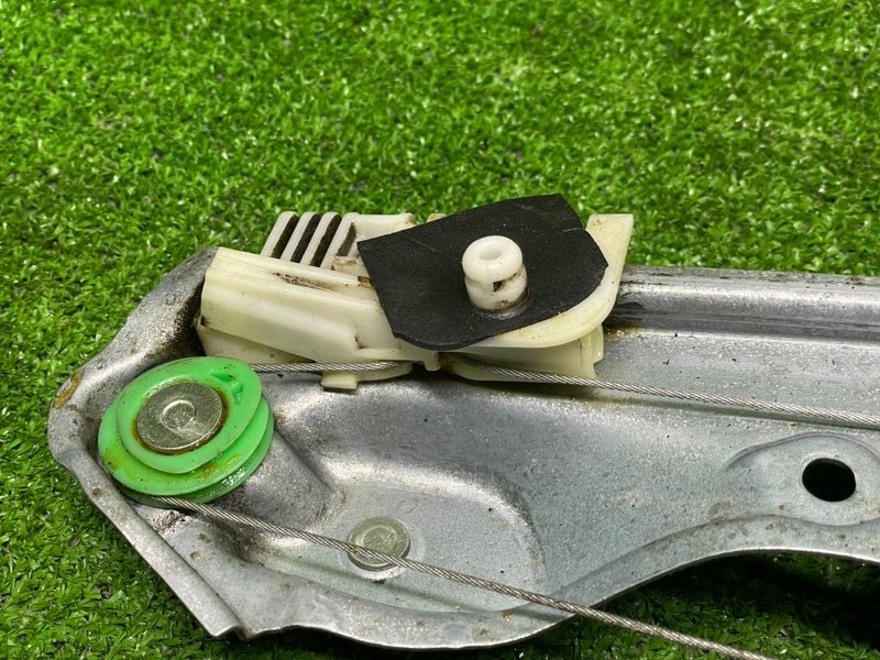 Стеклоподъемник задний, 2000 рублей, Москва