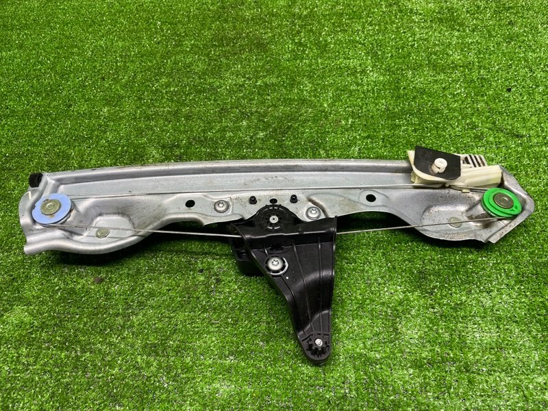 Стеклоподъемник задний, 2000 рублей, Москва