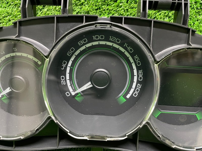 Панель приборов, 2500 рублей, Москва