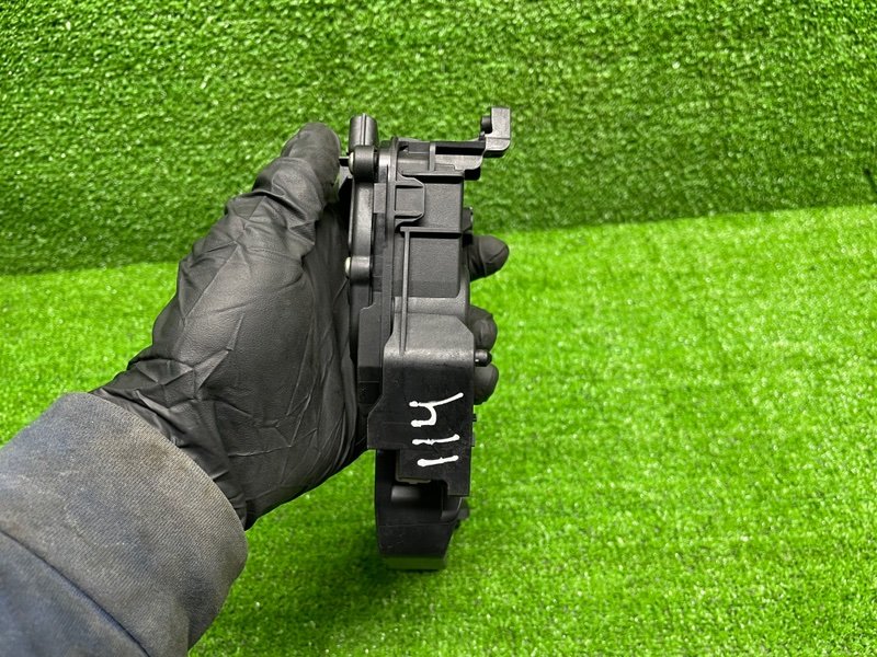 Педаль газа, 1000 рублей, Москва