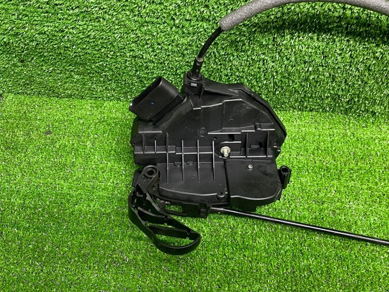 Замок двери передней левой, 2450 рублей, Москва