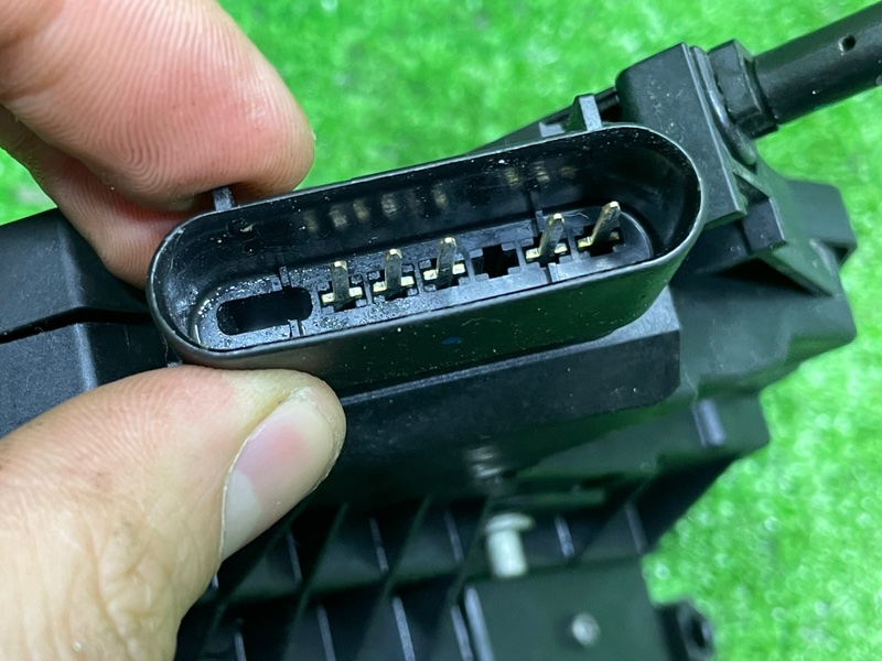 Замок двери передней левой, 2450 рублей, Москва