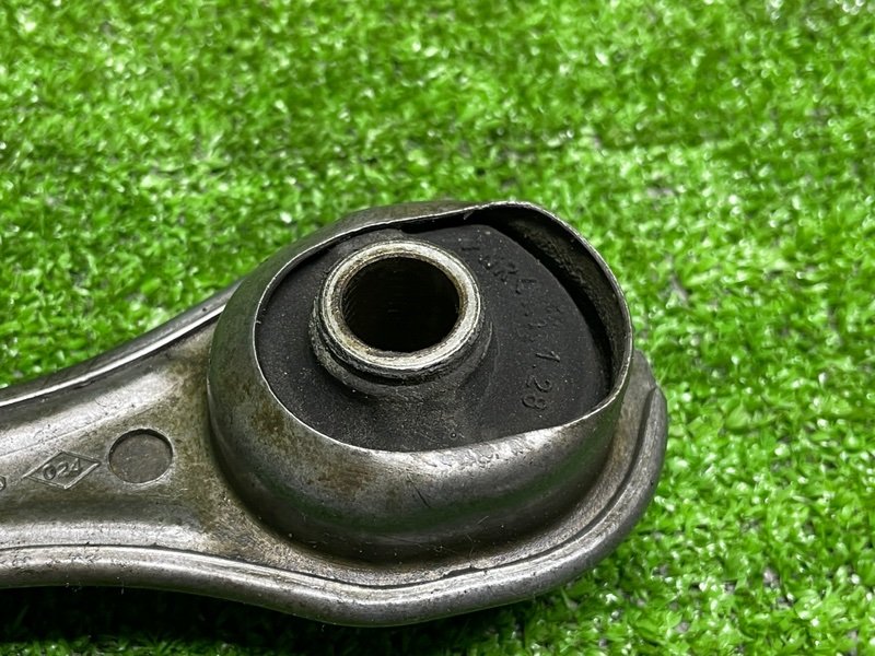 Опора КПП, 1000 рублей, Москва