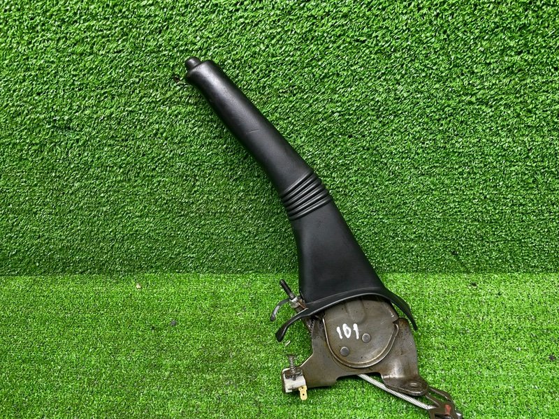 Рычаг стояночного тормоза, 1000 рублей, Москва