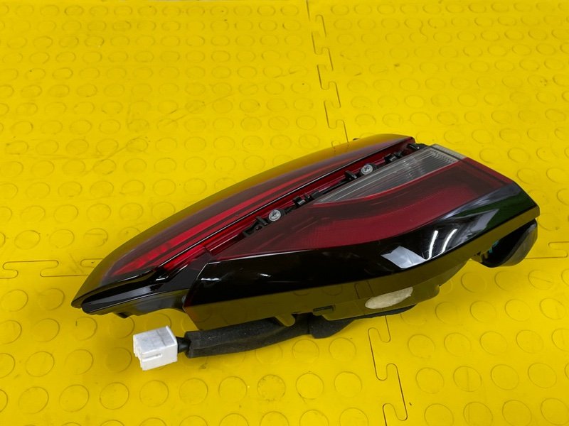 Фонарь задний правый, 8000 рублей, Москва