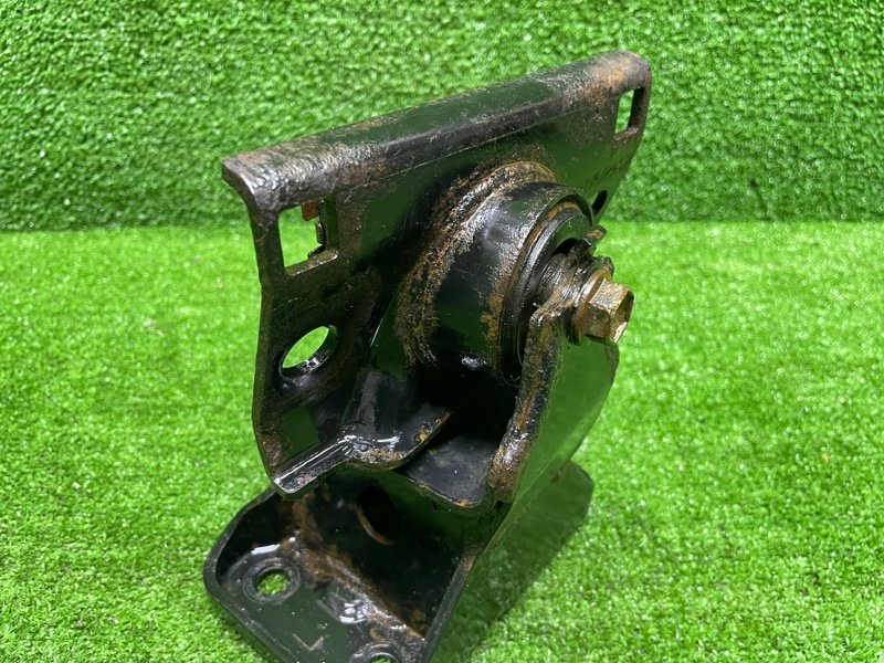 Опора двигателя, 2000 рублей, Москва