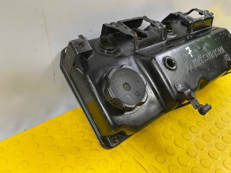 Клапанная крышка, 2000 рублей, Москва