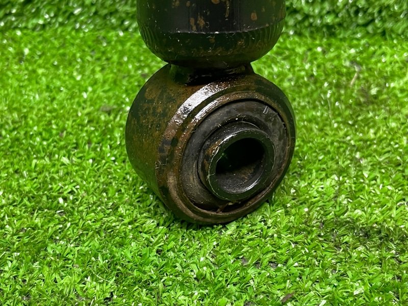 Амортизатор задний, 2000 рублей, Москва