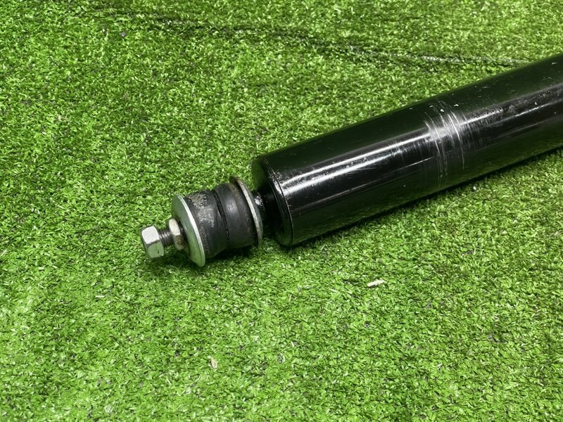 Амортизатор задний, 700 рублей, Москва