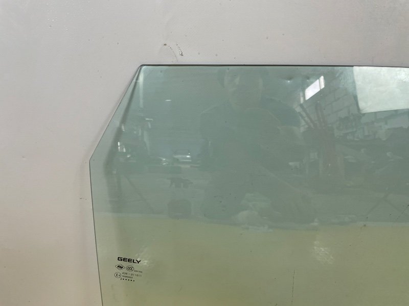 Стекло двери задней правой, 3500 рублей, Москва