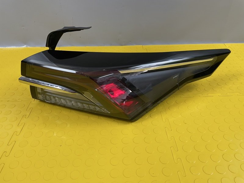 Фонарь задний правый, 5000 рублей, Москва