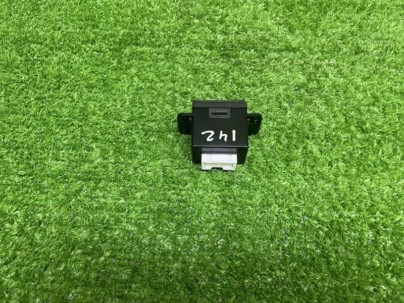 Разъем (USB/AUX), 1000 рублей, Москва