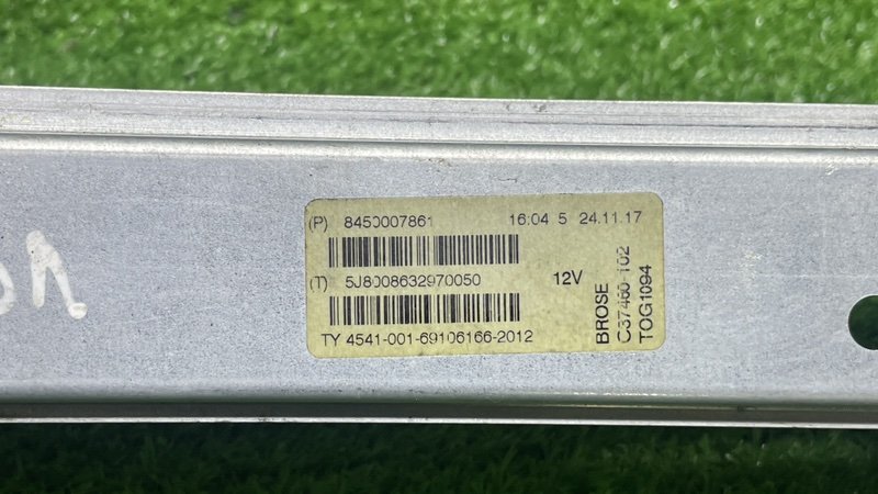 Стеклоподъемник задний, 2500 рублей, Москва