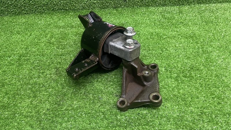 Опора двигателя, 1500 рублей, Москва