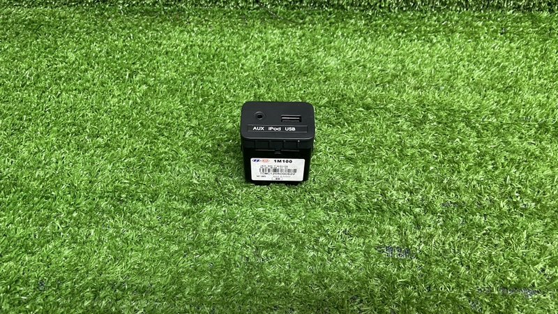Разъем (USB/AUX), 2000 рублей, Москва